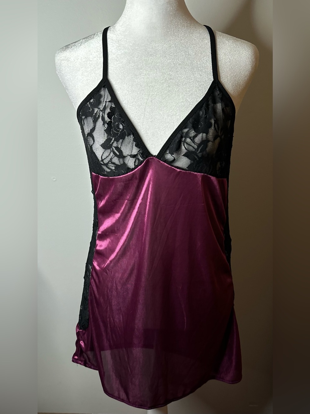 NWOT Elegant Floral Satin Lace Essential Stylish Chemise Nightdress-Women’s